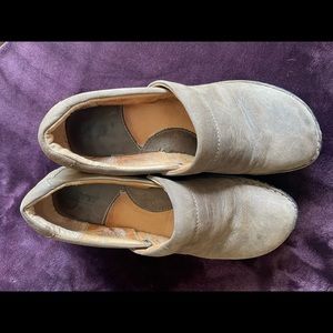 Born shoes/clogs